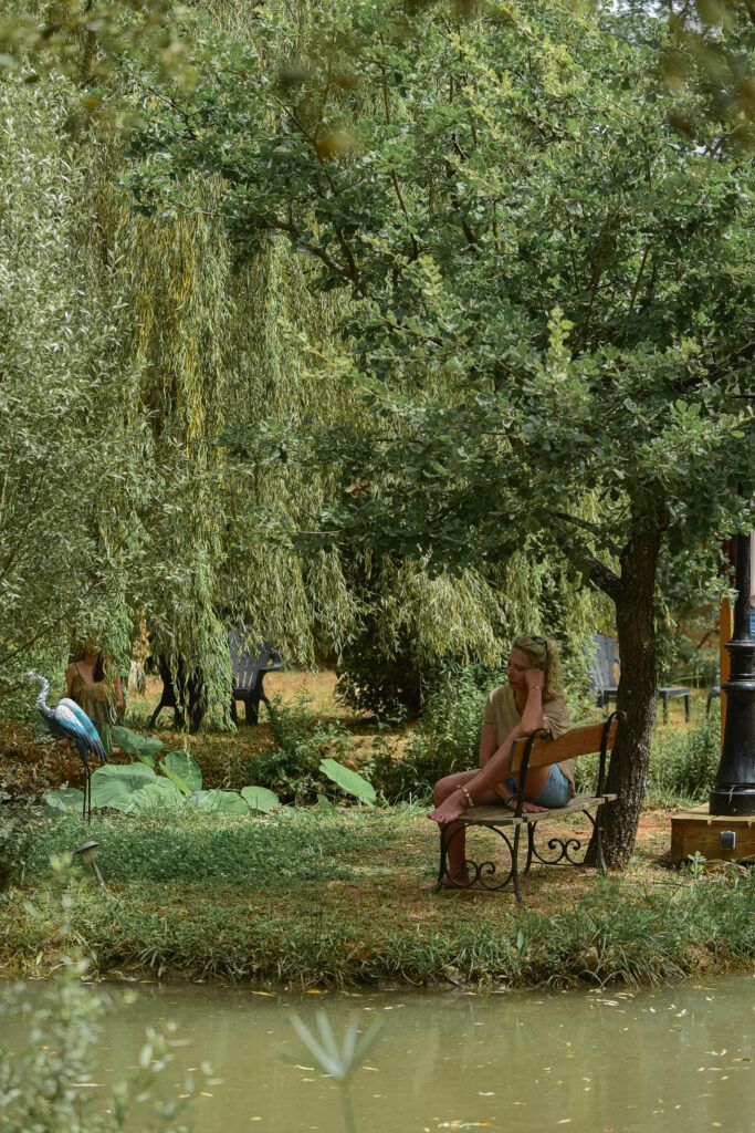 Filles et Fils de la Terre — retraite holistique dans le Var : pourquoi cette année plus que jamais 9 Moment de solitude et de ressourcement au Domaine d'Avalon à Lorgues lors d'une retraite holistique dans le Var