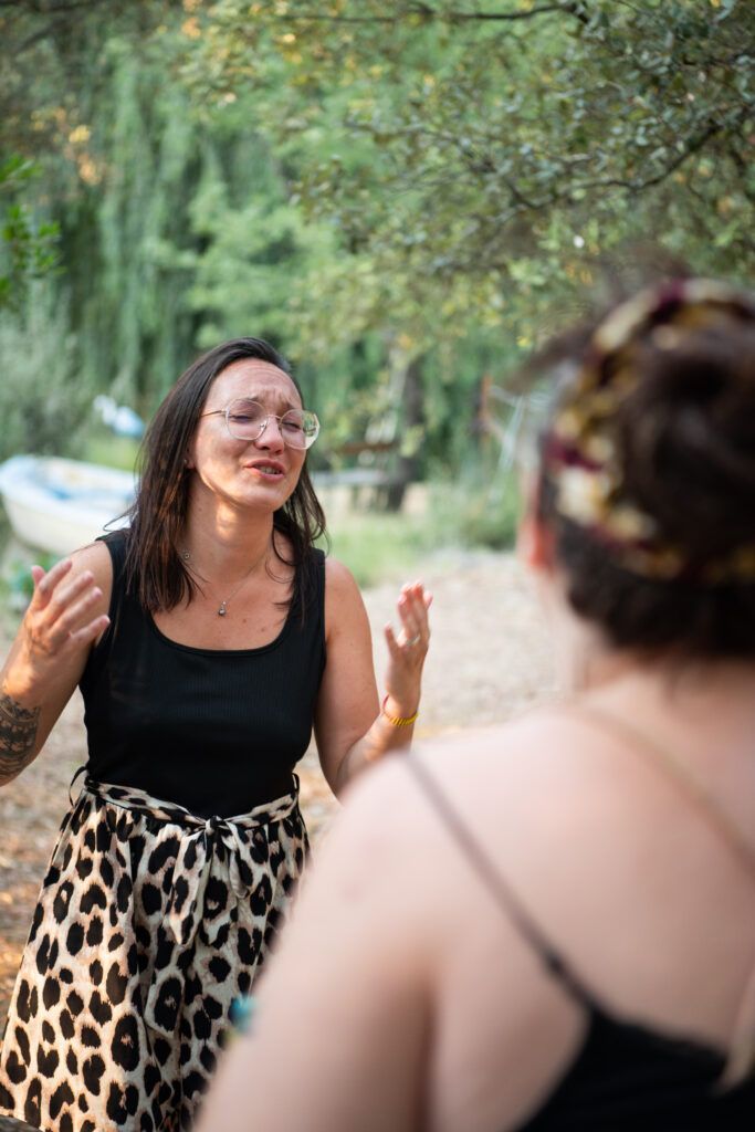 Formation thérapeute praticien — pourquoi j'ai créé la formation Fais ce que tu es 2 Libération émotionnelle par le corps — formation thérapeute praticien en collectif, comment construire sa pratique thérapeutique